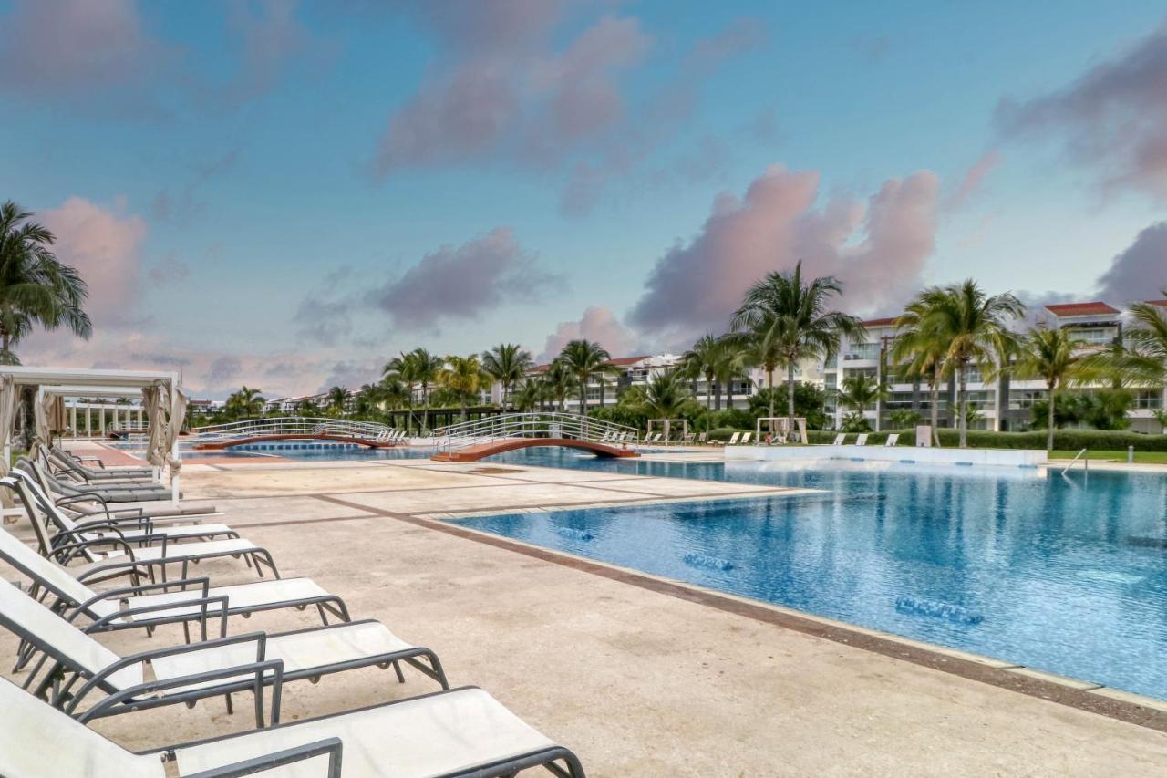 Hakuna Matata 725N At Mareazul Beachfront Playa del Carmen Exterior foto
